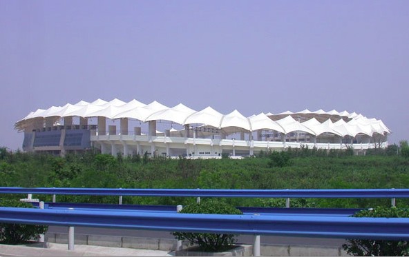 度假山莊膜結構